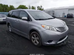 5TDKZ3DC1HS823792 2017 TOYOTA SIENNA
