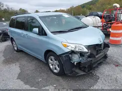 5TDKZ3DC1HS836736 2017 TOYOTA SIENNA