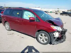 5TDKZ3DC1HS854928 2017 TOYOTA SIENNA