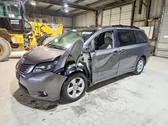5TDKZ3DC1HS865458 2017 TOYOTA SIENNA