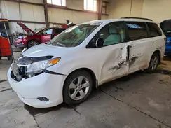 5TDKZ3DC1HS868988 2017 TOYOTA SIENNA