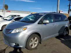 5TDKZ3DC1HS893986 2017 TOYOTA SIENNA