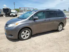 5TDKZ3DC1HS899027 2017 TOYOTA SIENNA