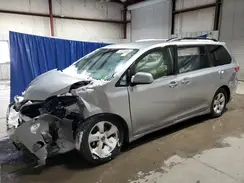 5TDKZ3DC1JS926071 2018 TOYOTA SIENNA