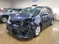 5TDKZ3DC1JS936650 2018 TOYOTA SIENNA