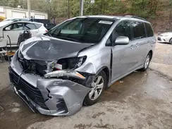 5TDKZ3DC1JS941783 2018 TOYOTA SIENNA