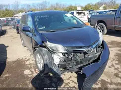 5TDKZ3DC1JS949043 2018 TOYOTA SIENNA