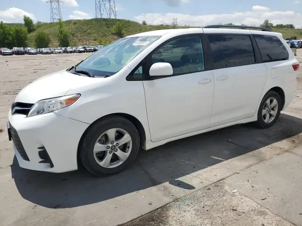 5TDKZ3DC1KS018060 2019 TOYOTA SIENNA - Image 1