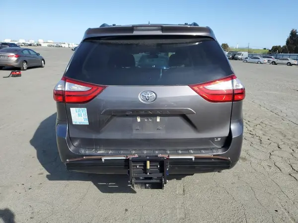2019 TOYOTA SIENNA COPART lot 48804715 auction photo 6