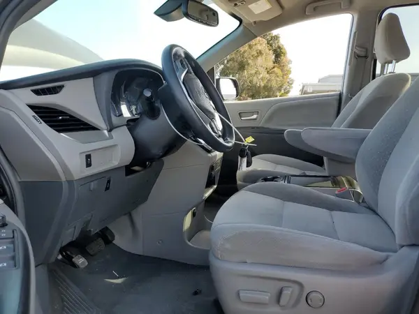 2019 TOYOTA SIENNA COPART lot 48804715 auction photo 7