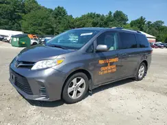 5TDKZ3DC1KS973277 2019 TOYOTA SIENNA