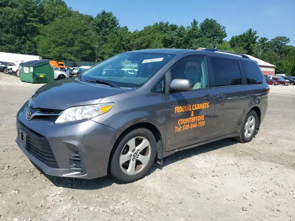 5TDKZ3DC1KS973277 2019 TOYOTA SIENNA - Image 1