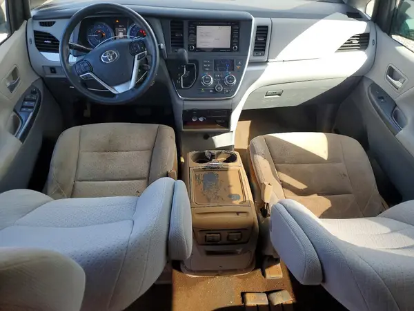 5TDKZ3DC1KS983534 2019 TOYOTA SIENNA - Image 8