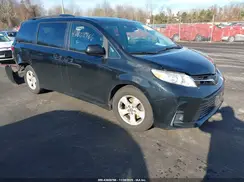 5TDKZ3DC1KS999135 2019 TOYOTA SIENNA