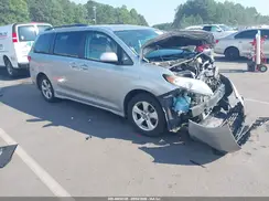 5TDKZ3DC1LS022840 2020 TOYOTA SIENNA