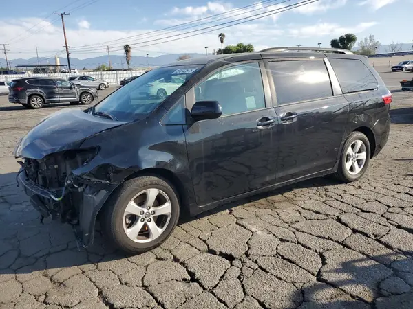 5TDKZ3DC1LS024068 2020 TOYOTA SIENNA - Image 1