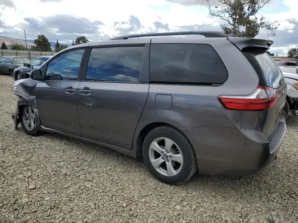 5TDKZ3DC1LS026564 2020 TOYOTA SIENNA - Image 2