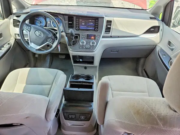 5TDKZ3DC1LS033658 2020 TOYOTA SIENNA - Image 8