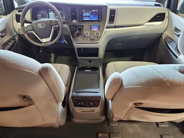 5TDKZ3DC1LS040450 2020 TOYOTA SIENNA - Image 8