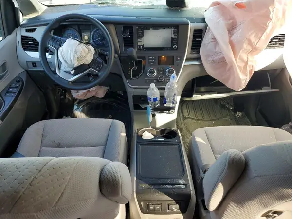 5TDKZ3DC1LS041369 2020 TOYOTA SIENNA - Image 8