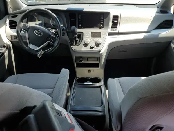 5TDKZ3DC1LS050976 2020 TOYOTA SIENNA - Image 8