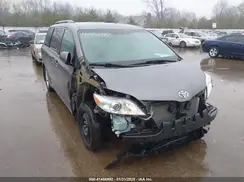 5TDKZ3DC2HS777731 2017 TOYOTA SIENNA
