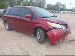 5TDKZ3DC2HS792133 2017 TOYOTA SIENNA