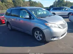 5TDKZ3DC2HS811473 2017 TOYOTA SIENNA