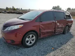 5TDKZ3DC2HS820304 2017 TOYOTA SIENNA