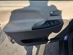 5TDKZ3DC2HS865999 2017 TOYOTA SIENNA