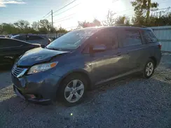 5TDKZ3DC2HS891311 2017 TOYOTA SIENNA