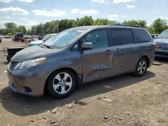 5TDKZ3DC2HS898663 2017 TOYOTA SIENNA