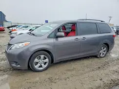 5TDKZ3DC2HS899215 2017 TOYOTA SIENNA
