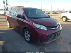 5TDKZ3DC2JS902975 2018 TOYOTA SIENNA