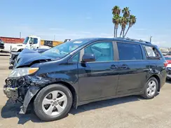 5TDKZ3DC2JS946510 2018 TOYOTA SIENNA