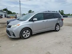 5TDKZ3DC2JS956731 2018 TOYOTA SIENNA