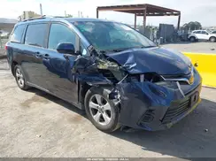5TDKZ3DC2KS012588 2019 TOYOTA SIENNA