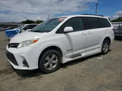 5TDKZ3DC2KS013160 2019 TOYOTA SIENNA