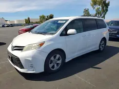 5TDKZ3DC2KS013286 2019 TOYOTA SIENNA