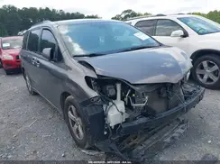 5TDKZ3DC2KS016740 2019 TOYOTA SIENNA