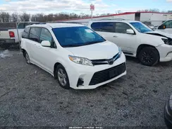 5TDKZ3DC2KS968993 2019 TOYOTA SIENNA
