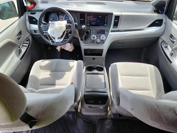 5TDKZ3DC2LS023530 2020 TOYOTA SIENNA - Image 8