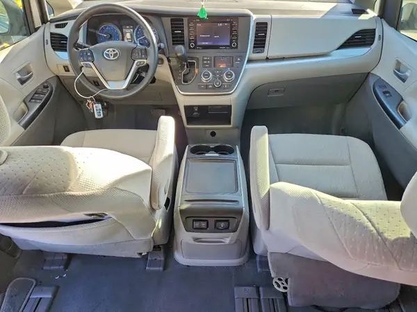 5TDKZ3DC2LS042627 2020 TOYOTA SIENNA - Image 8