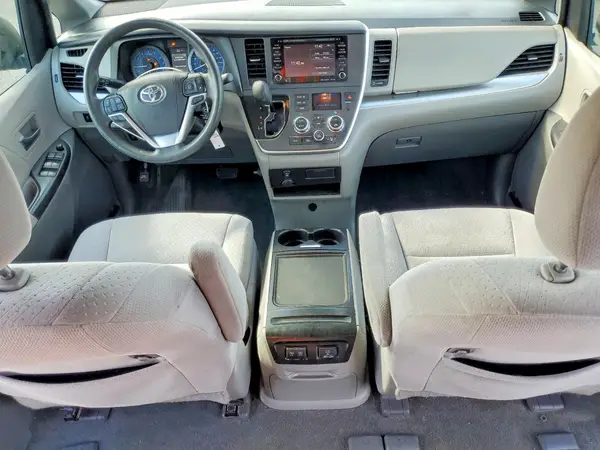 5TDKZ3DC2LS065602 2020 TOYOTA SIENNA - Image 8