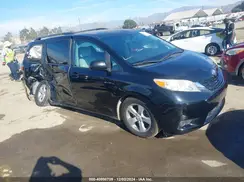 5TDKZ3DC3HS789239 2017 TOYOTA SIENNA