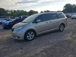 5TDKZ3DC3HS789757 2017 TOYOTA SIENNA