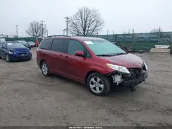 5TDKZ3DC3HS794974 2017 TOYOTA SIENNA