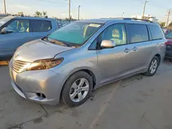 5TDKZ3DC3HS821719 2017 TOYOTA SIENNA