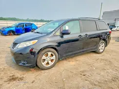 5TDKZ3DC3HS822658 2017 TOYOTA SIENNA