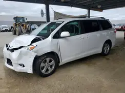 5TDKZ3DC3HS883024 2017 TOYOTA SIENNA